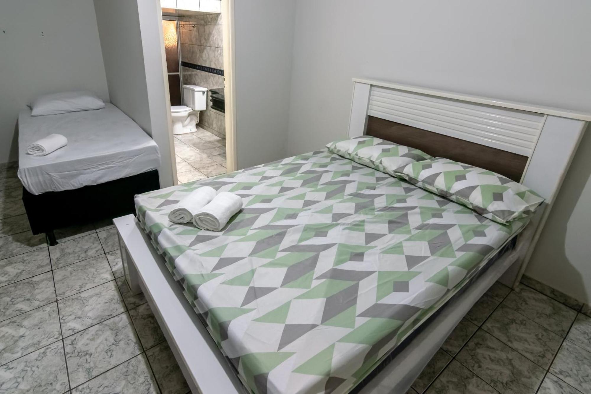 Pousada Roosevelt Suite 01 - Pousada Central Prox Rodoviaria E Dist Industrial 우베를란디아 외부 사진